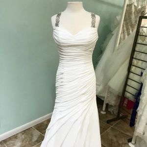 Bridal gown Lillian West 6410